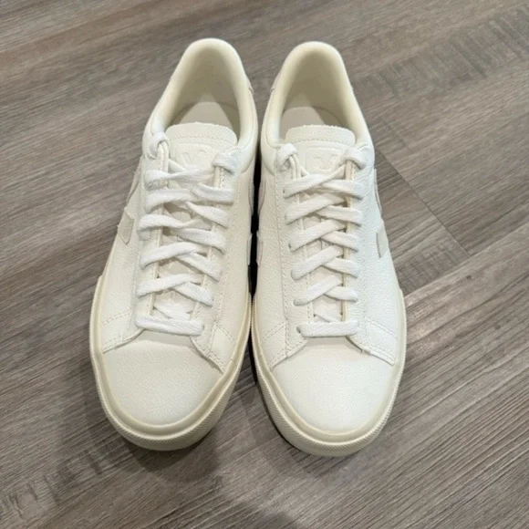 Veja Campo white natural Suede Leather Sneakers - Picture 2 of 6